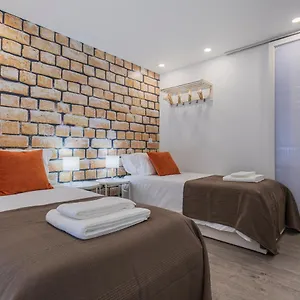 Apartment In Alfama By Lucky Surface, Lisbon